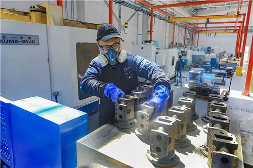 威海市人民政府 今日威海 5個(gè)版塊 25個(gè)細(xì)分領(lǐng)域,經(jīng)開區(qū) 真金白銀 助力制造業(yè)做優(yōu)做強(qiáng)