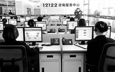 在密云車被堵住開不了,怎么辦 別急 一個電話搞定